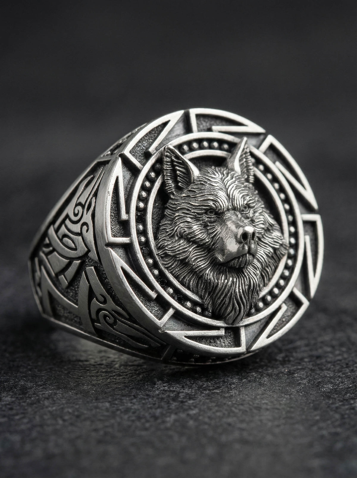 Anel Masculino de Prata Fenrir