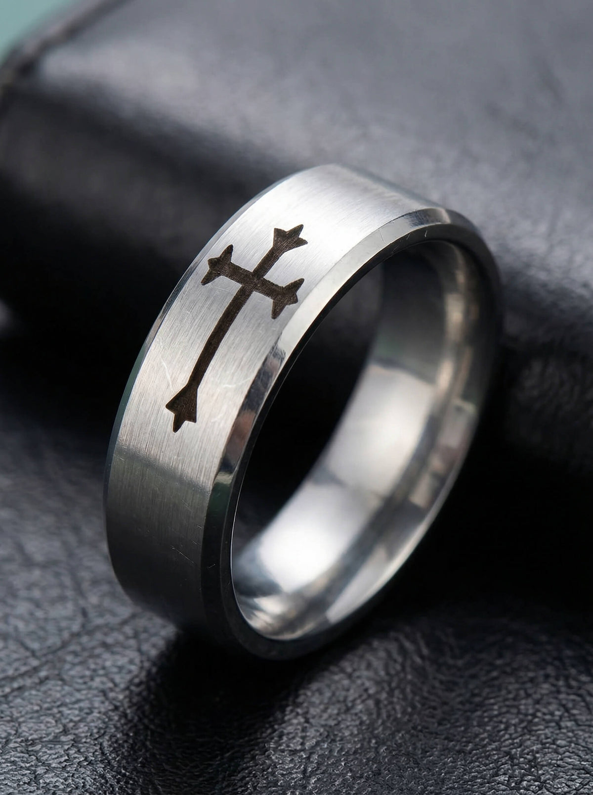 Anel Masculino de Prata Sanctum