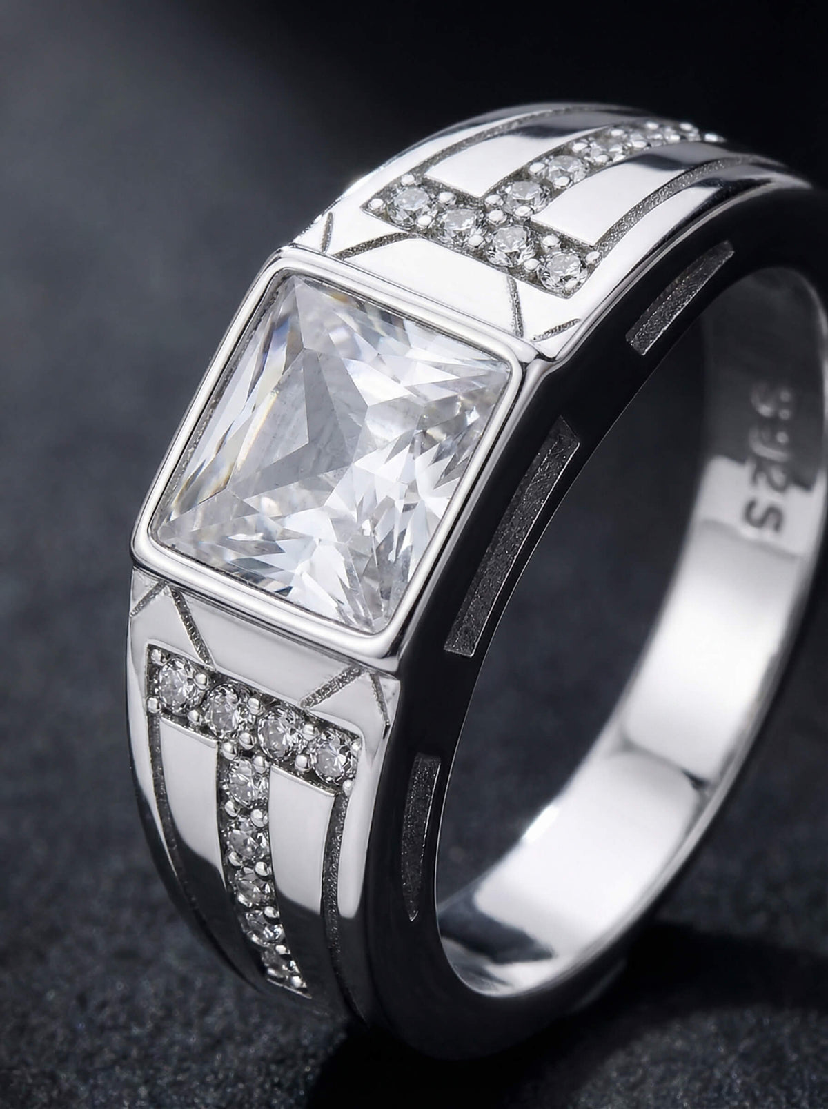 Anel Masculino de Prata Vertex